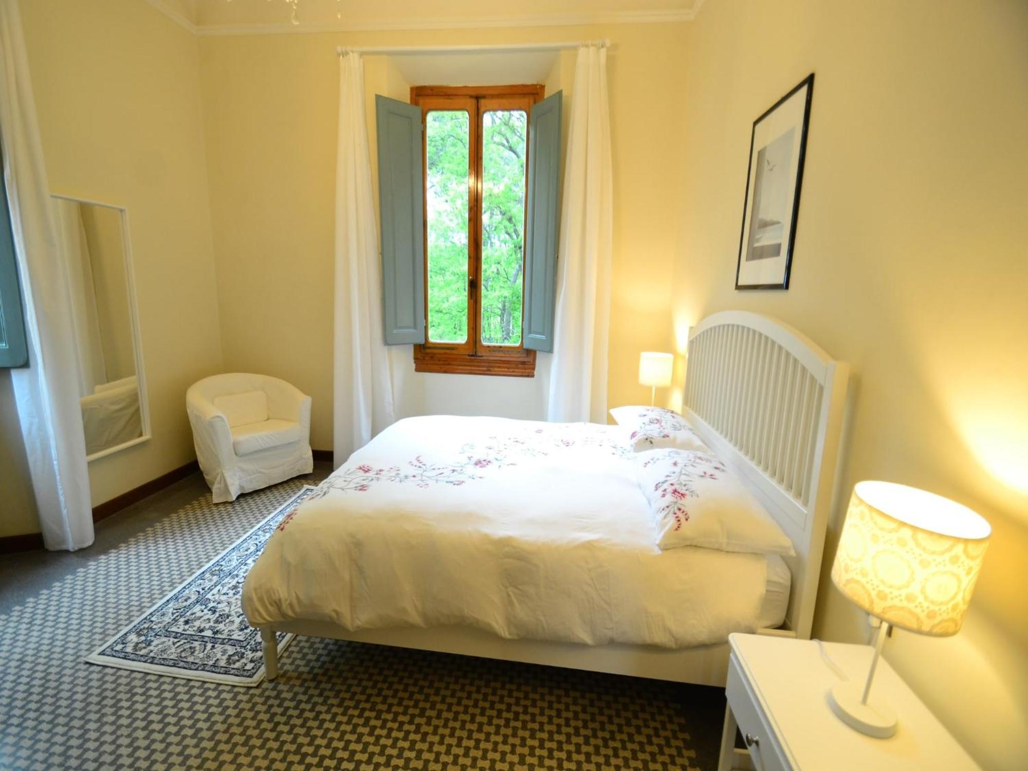 Lovely Holiday Home In Montefiridolfi With Hill View Εξωτερικό φωτογραφία