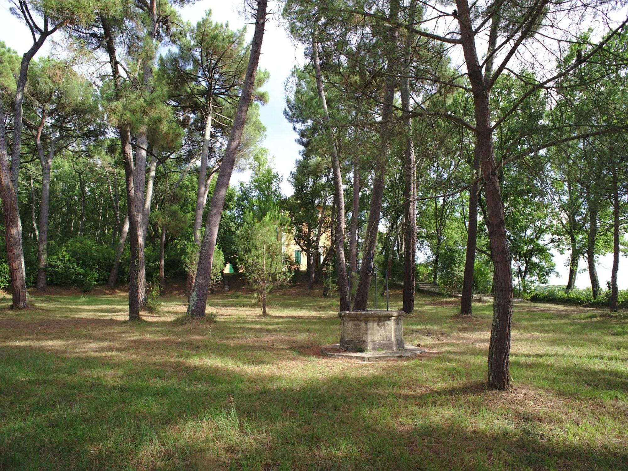 Lovely Holiday Home In Montefiridolfi With Hill View Εξωτερικό φωτογραφία