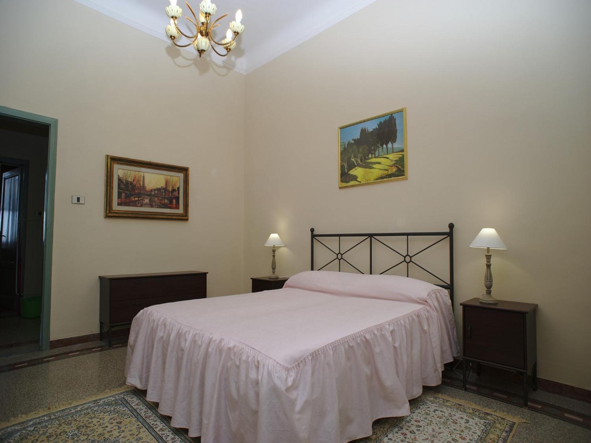 Lovely Holiday Home In Montefiridolfi With Hill View Εξωτερικό φωτογραφία