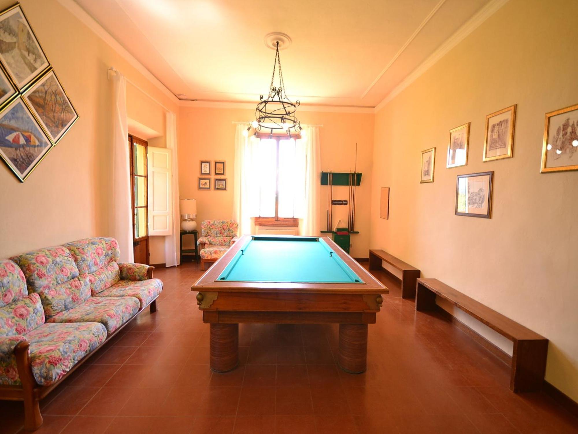 Lovely Holiday Home In Montefiridolfi With Hill View Εξωτερικό φωτογραφία