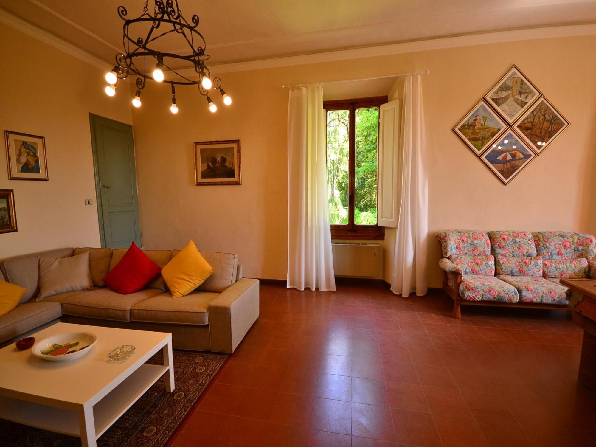 Lovely Holiday Home In Montefiridolfi With Hill View Εξωτερικό φωτογραφία