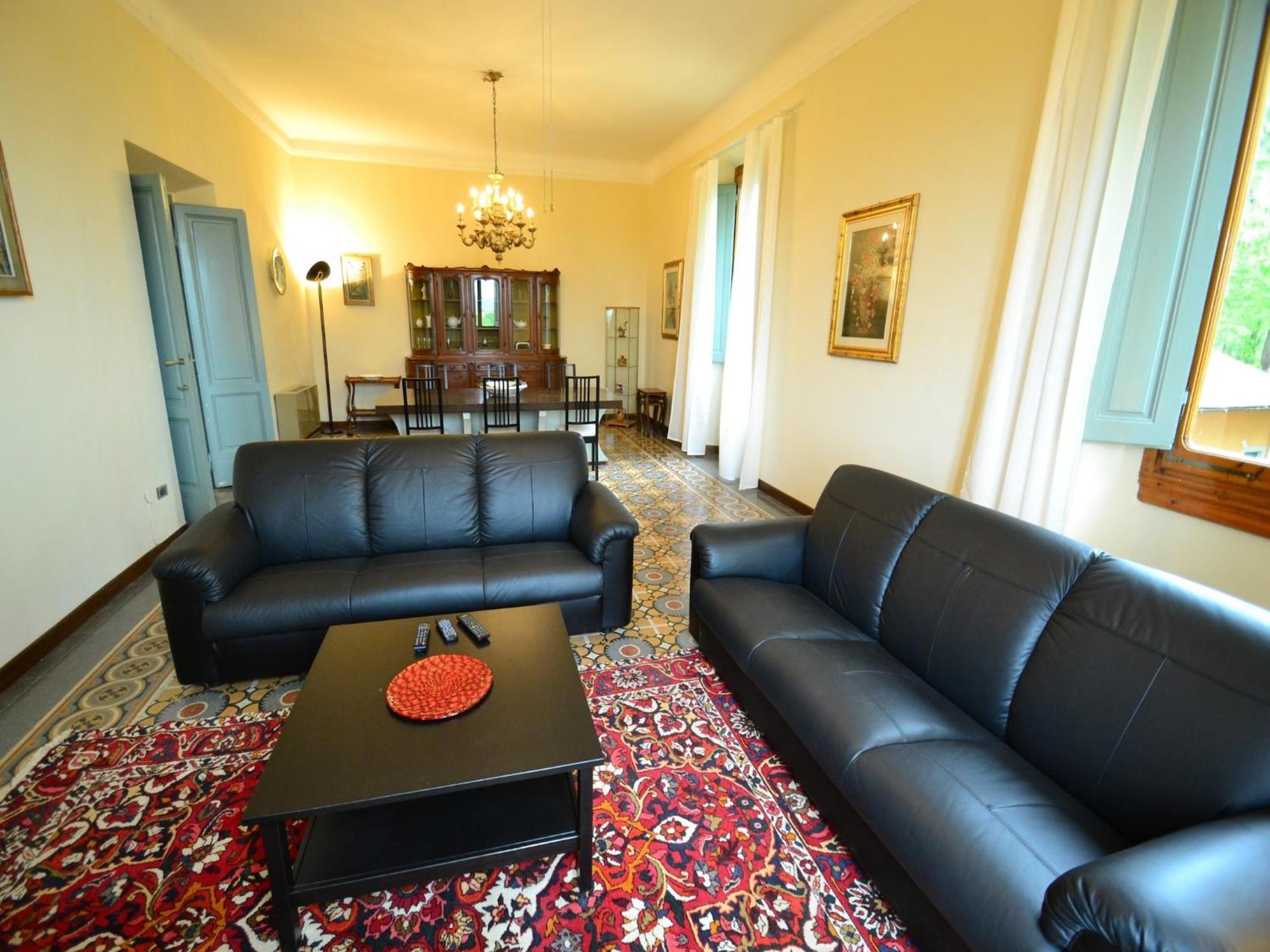 Lovely Holiday Home In Montefiridolfi With Hill View Εξωτερικό φωτογραφία