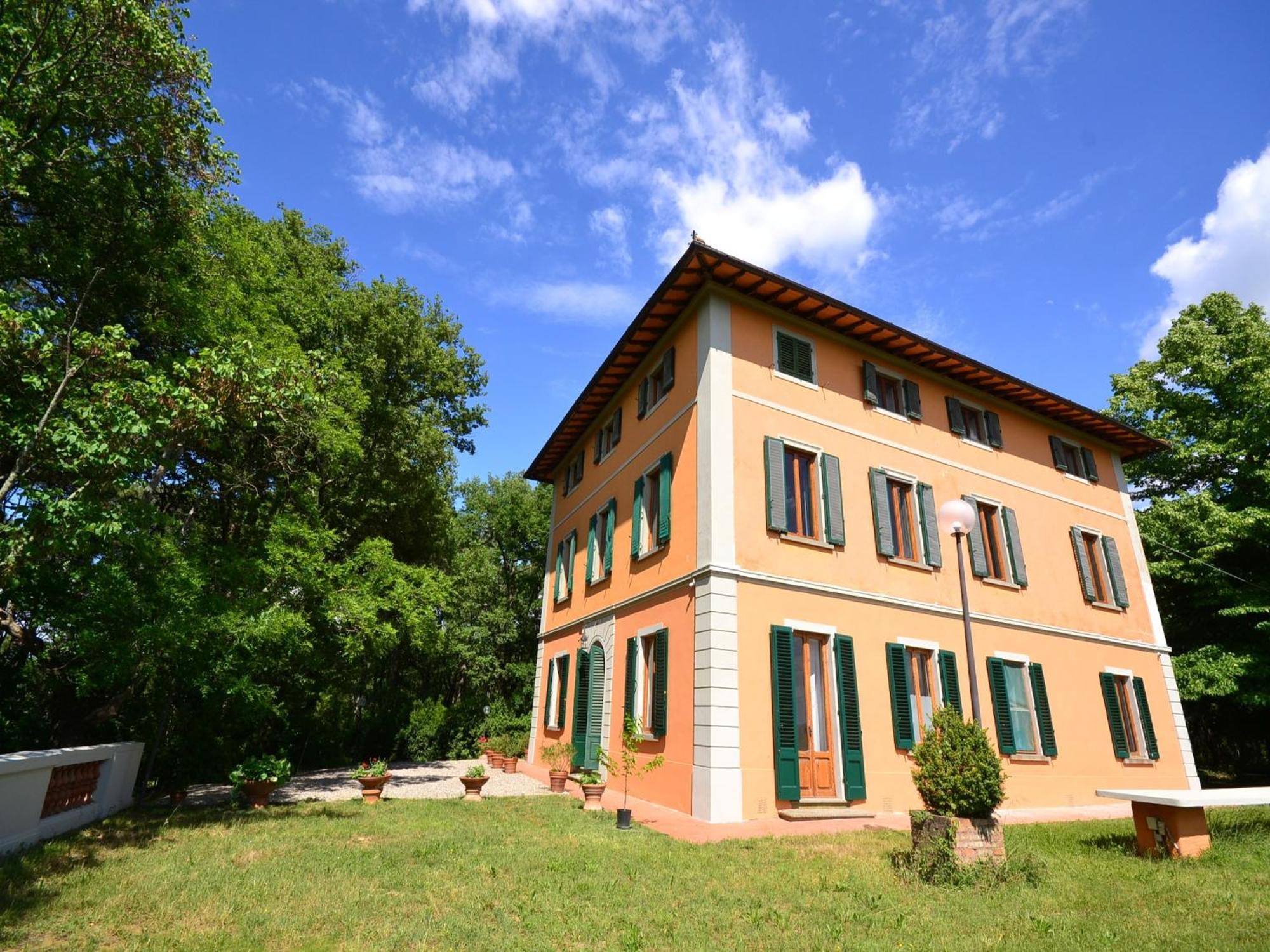 Lovely Holiday Home In Montefiridolfi With Hill View Εξωτερικό φωτογραφία
